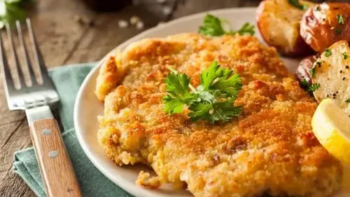 Хрустящий сочный шницель, как в советской столовой: пошаговый рецепт