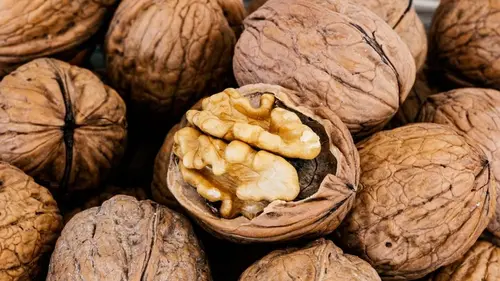 Грецкие орехи для мозга, сердца и сна — сколько нужно в день
