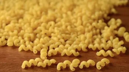 Как спасти слипшиеся макароны — простой лайфхак