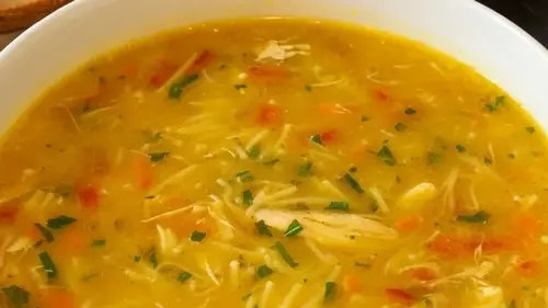 Турецкий куриный суп с овощами и вермишелью — рецепт уютного блюда