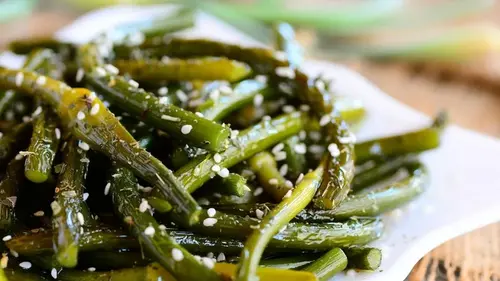 Чесночные стрелки по-корейски: рецепт оригинальной сезонной закуски