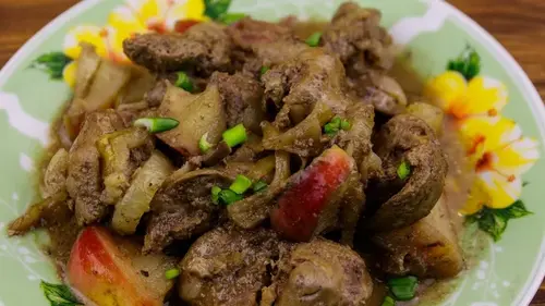 Как приготовить куриную печень с яблоками и луком в банке