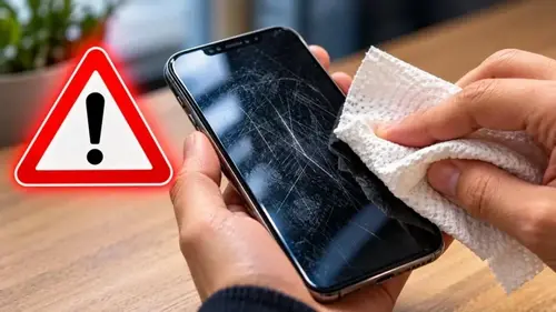 Почему нельзя протирать экран смартфона футболкой или бумажным полотенцем